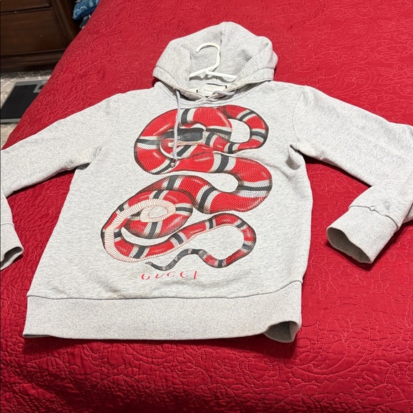 GUCCI PreOwned Gray Red Snake Hoodie & Some staining on collar & front Sz Large - Picture 7 of 16
